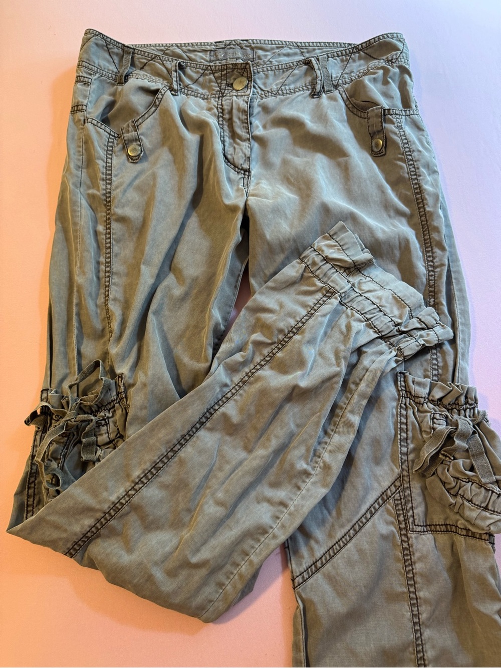 Women’s Y2K grey cargo pants